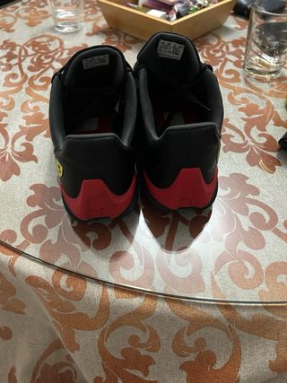 Deportivas Puma Ferrari Negras Rojas
