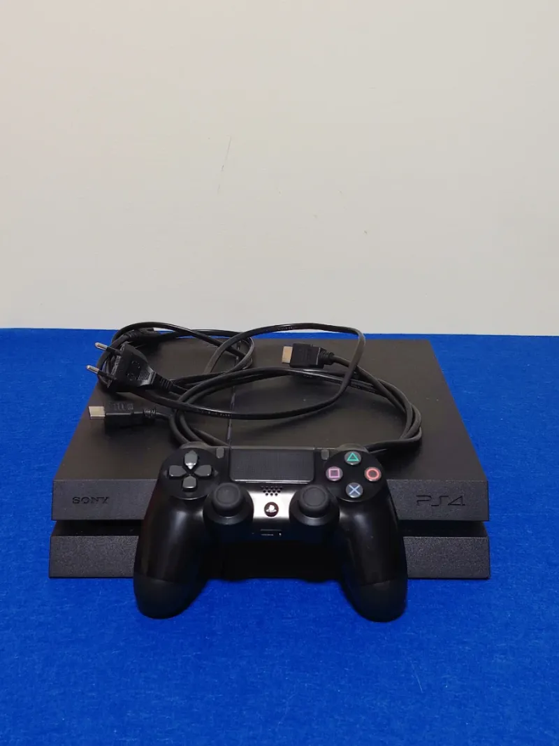 Consola Sony PS4 500 Gb + Mando