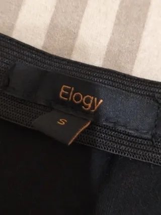 Falda negra con floresde Elogy, talla S