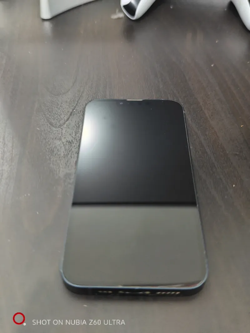 iPhone 13  (Recambio) afbeelding 2