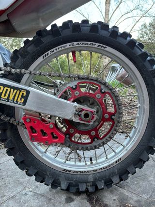 Honda CRF250R Motocross Roja y Blanca