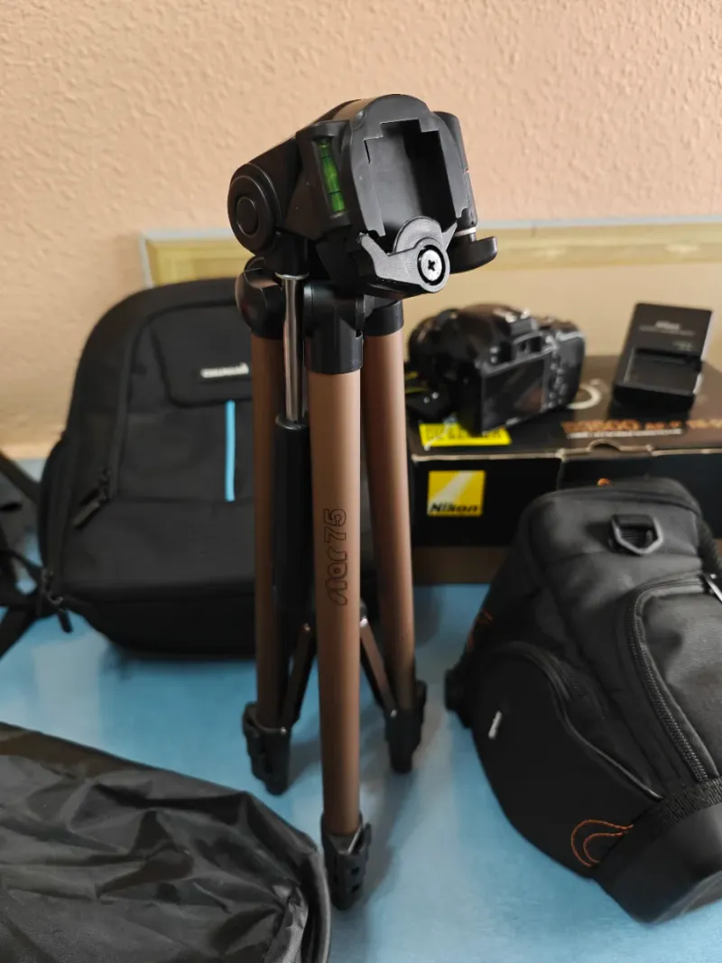 Cámara Nikon d3500 con Lente y Accesorios afbeelding 3