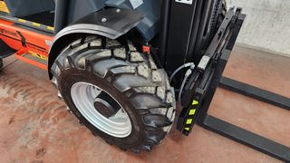 CARRETILLA ELEVADORA TODOTERRENO AGRIMAC TH-15.16