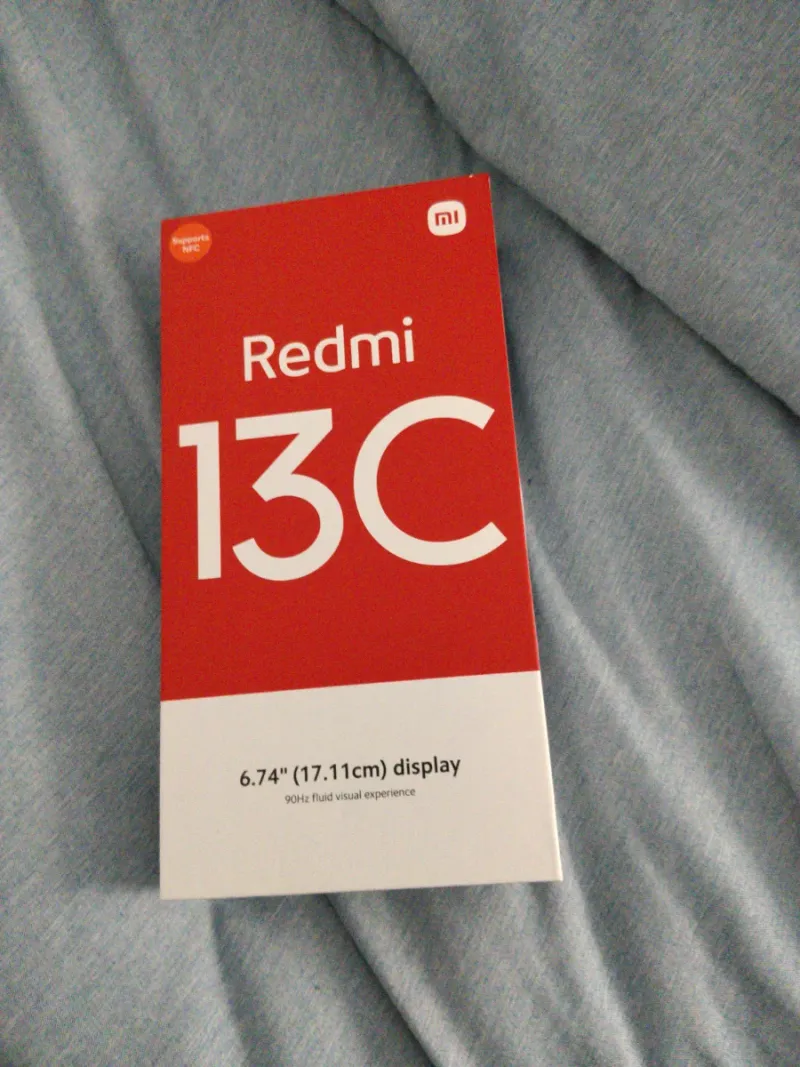 Xiaomi Redmi 13C 6GB 128GB + Fundas