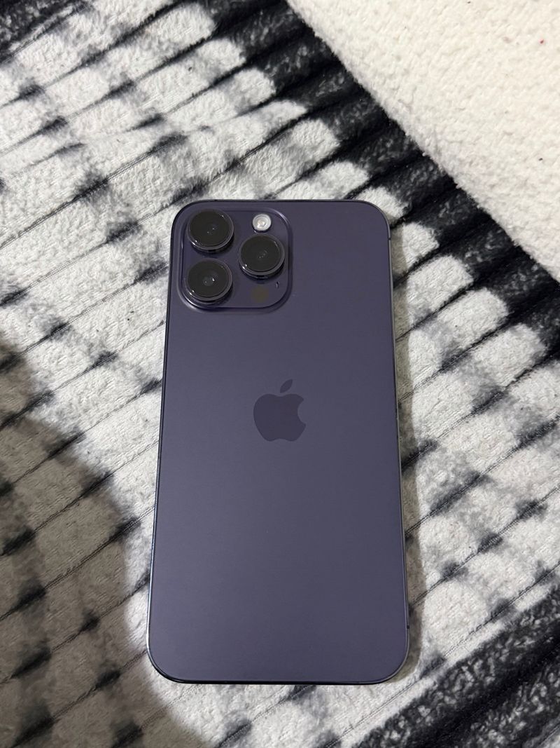 iPhone 14 Pro Max Morado afbeelding 2