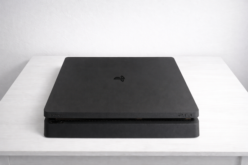 PS4 Slim 500GB + Mando + 8 Juegos afbeelding 2