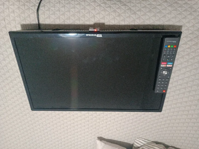 Televisor TD Systems 24 smart tv