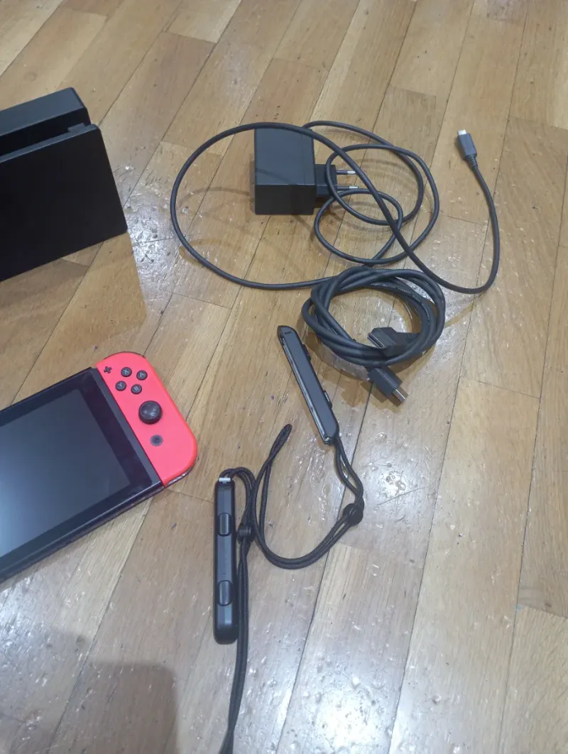 Nintendo Switch Rojo y Azul Completo y juego. afbeelding 5