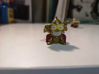 SuperZings Ultra Raros Dorados