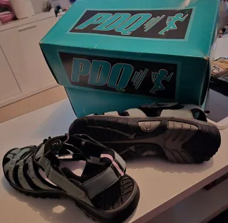 Sandalias PDQ para andar