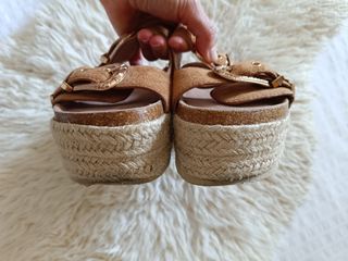 Plataformas camel, 37