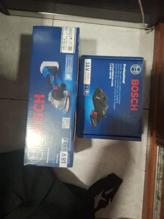 Radial Bosch GWS 18V-8+2 Baterías ProCore Cargador