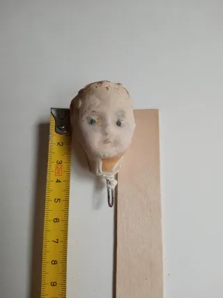 Due teste di bambole antiche (2 unità)