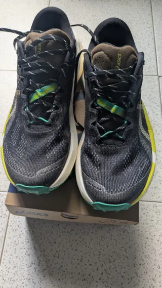 Asics Trabuco 14 Negro/Amarillo