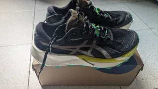 Asics Trabuco 14 Negro/Amarillo