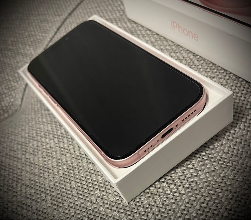 iPhone 15 128GB Rosa Batería 84% COMO NUEVO afbeelding 7