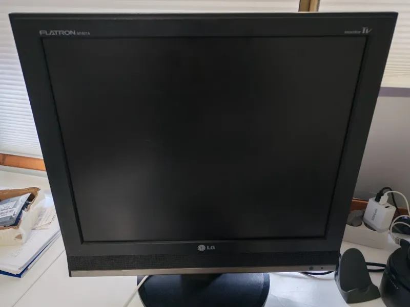 Monitor LG Flatron M1921A