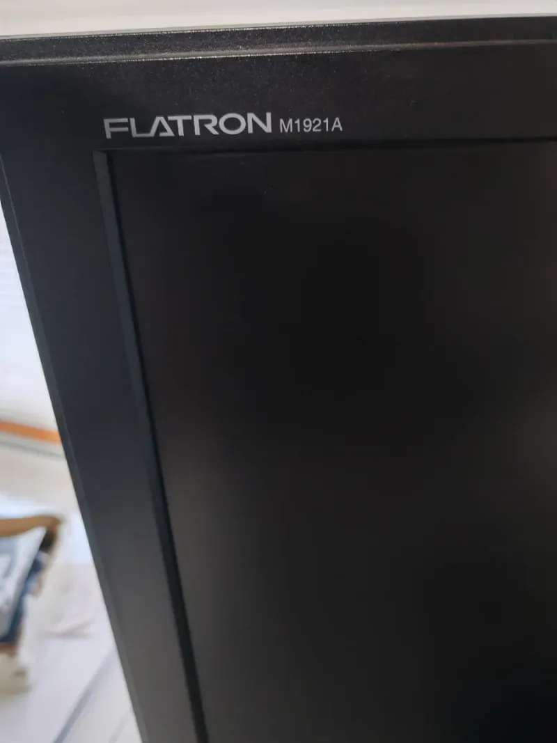 Monitor LG Flatron M1921A afbeelding 2