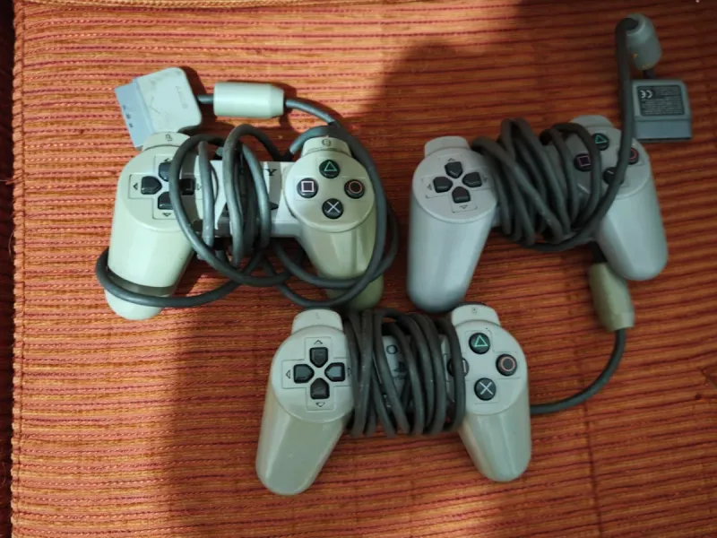 Mandos PS1 Sony (3 unidades)(leer descripción)