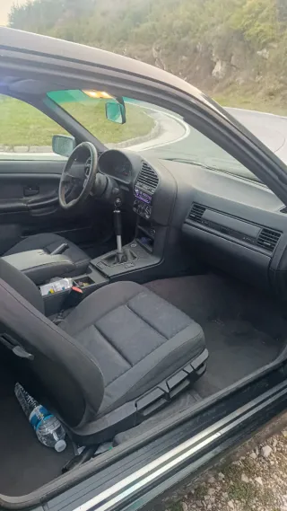 BMW Serie 3 E36 325i
