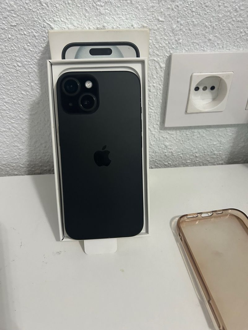 iPhone 15 128GB Negro