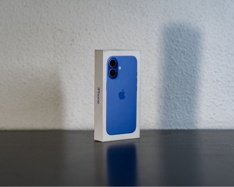 iPhone 16 128 GB