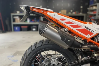 Portamatrículas Husqvarna Norden 901 / KTM 790-890