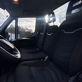 Iveco Daily 35C16 Grúa + Caja Fija Nacional