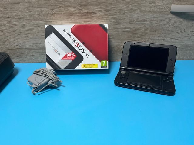 Nintendo 3DS XL Roja