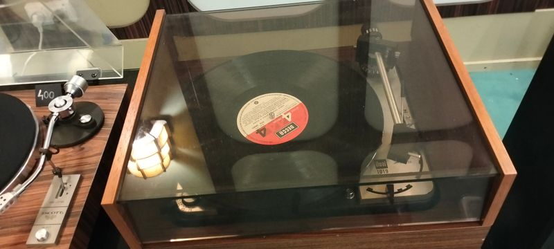Tocadiscos DUAL 1019 - Como Nuevo afbeelding 3