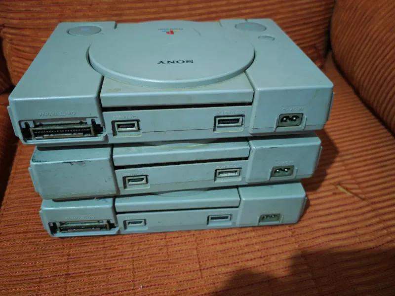 Consola PlayStation 1 (PS1) Sony (leer descripción