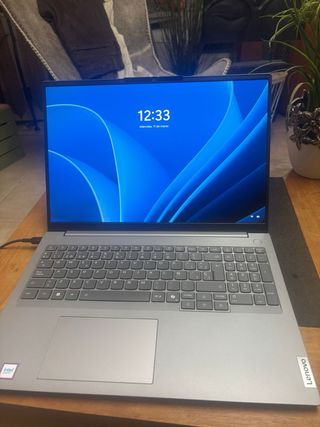 Lenovo Portátil Gris/Plateado Nuevo
