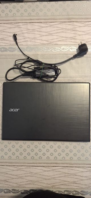 Portátil Acer E5-575 Negro