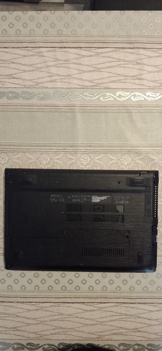 Portátil Acer E5-575 Negro