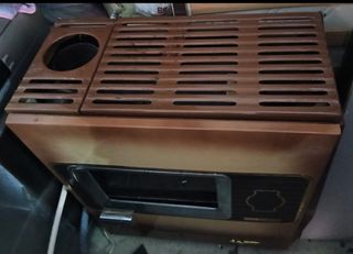 Estufa Gasoil Marrón y Negra