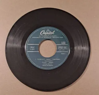 Disco 45 RPM Ray Anthony Papa Piernas Largas