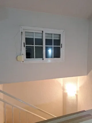 Ventanas correderas blancas