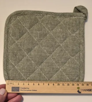 Set cucina cotone verde oliva e bianco