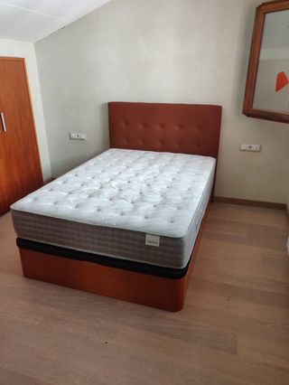 Canapés de madera Nuevos con tapa abatible