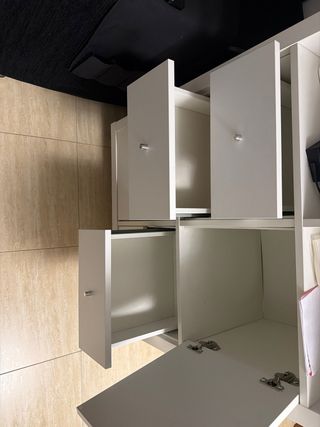 Estantería Ikea Blanca con Puertas y Cristal