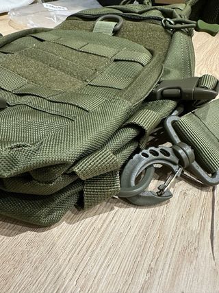 Bolsa Táctica Pecho-Bandolera Verde Oliva NUEVA