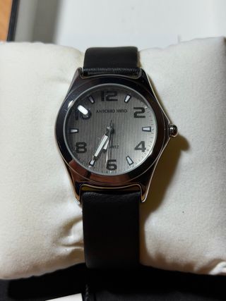 Reloj Antonio Miro