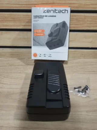 Regulador de Luz Universal Zenitech