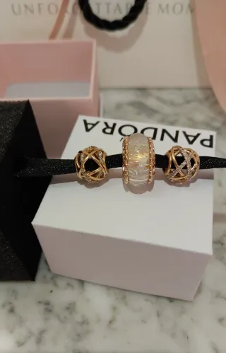 Lote 3 Charms Pandora Oro Rosa y Cristal Murano.