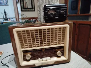 Radio Valvulas Antigua Vica 605 Vintage