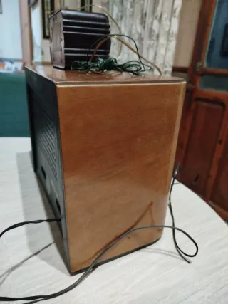 Radio Valvulas Antigua Vica 605 Vintage