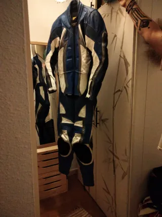 Mono de cuero MQP Talla 48