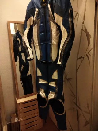 Mono de cuero MQP Talla 48