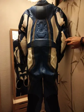 Mono de cuero MQP Talla 48