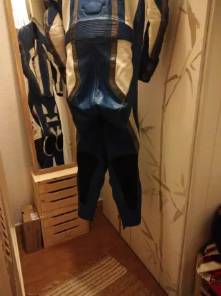 Mono de cuero MQP Talla 48